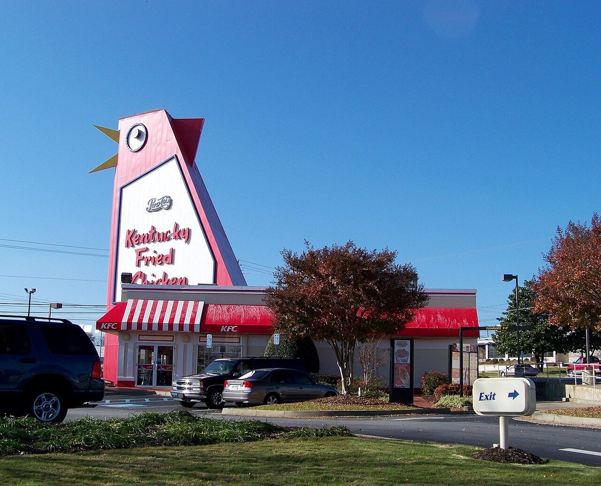 Big Chicken - panoramio