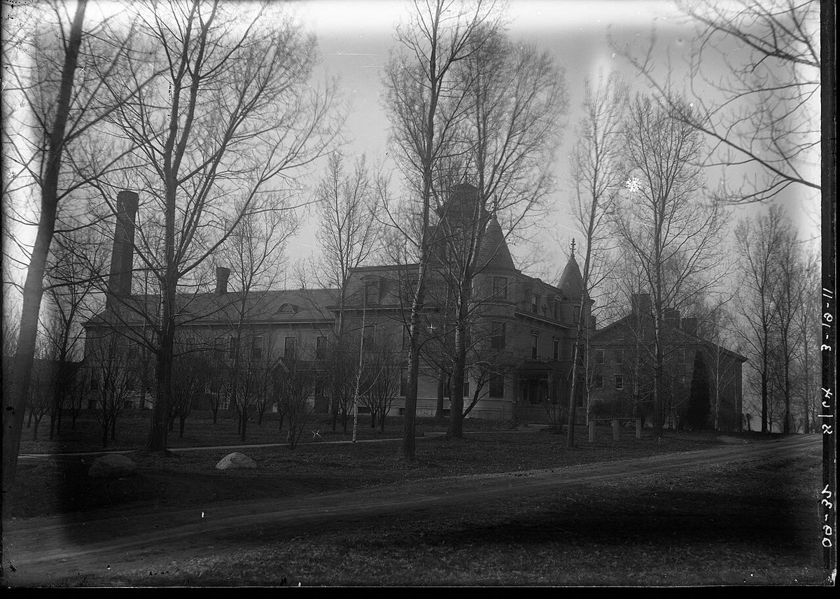 Photograph of Marble Hall at Union Village, Turtlecreek Township, Ohio, 1911 March 19 - DPLA - 00b36b8945d41bf775660f3be
